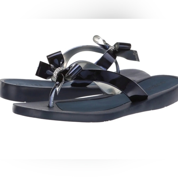 NIB* NAVY Guess Tutu Flip Flops - Picture 1 of 1